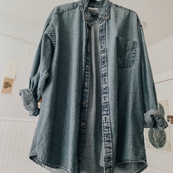 Urban Outfitters Tops - URBAN OUTFITTERS oversized button up